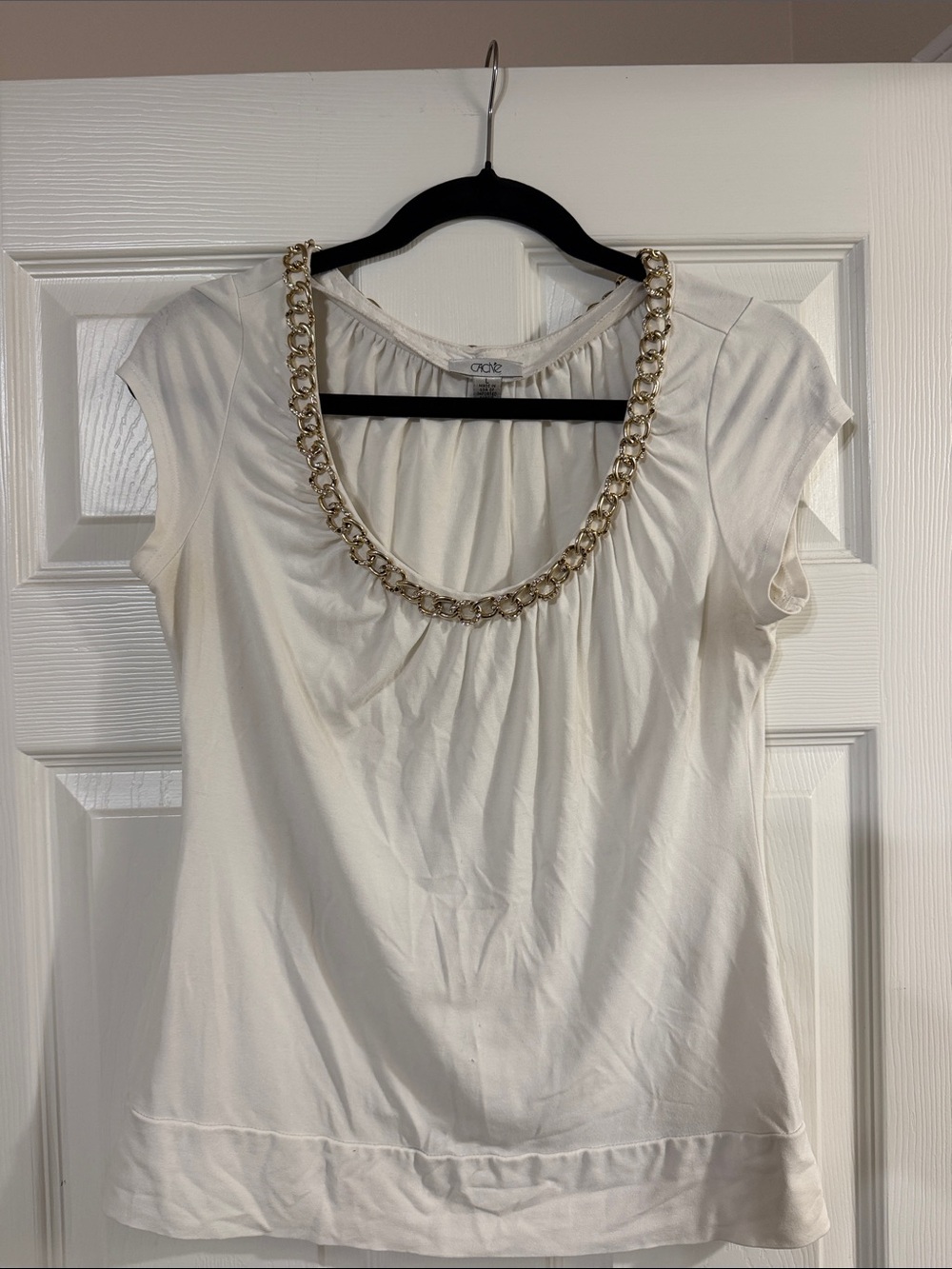 Cache Cream Short-Sleeve Scoop Neck Top with Gold Chain missing some rhinestones